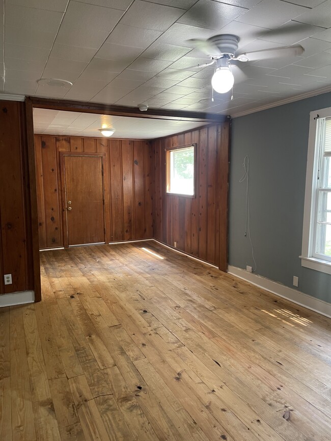 Building Photo - 1518 Boggan Dr