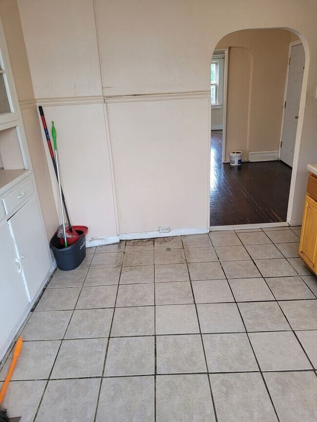 Foto del edificio - 3rd FL apt with private entrance, off St. ...