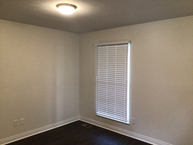 Building Photo - 1557 Pheasant Run Dr