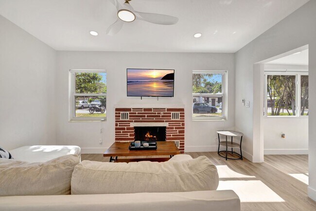 Foto del edificio - 1721 SW 13th St