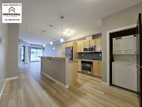 Building Photo - 10503 98 Ave NW