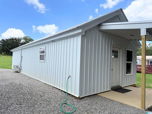 Building Photo - 506 1st Ave