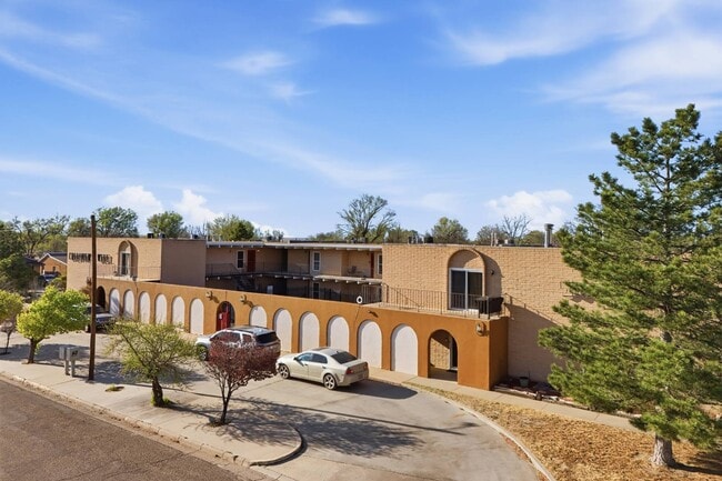 Foto del edificio - 500 NE 15th St