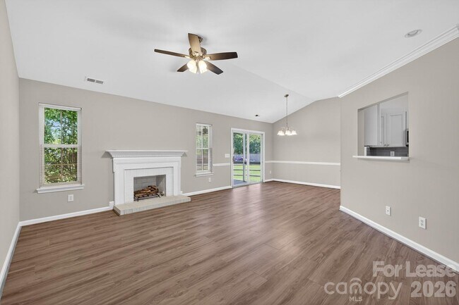 Foto del edificio - 12516 Cardinal Point Rd