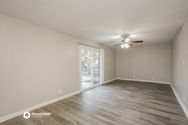 Building Photo - 6934 Echo Ln