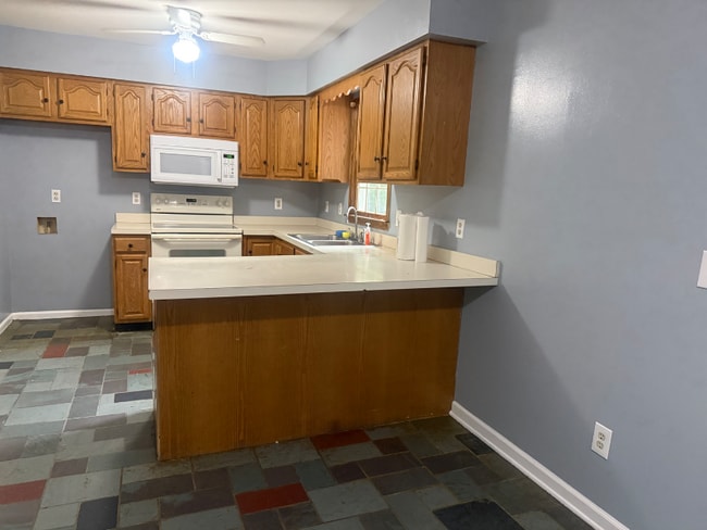 Foto del edificio - 6050 Hounds Bay Cir