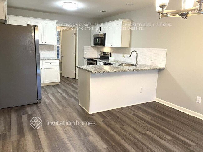 Foto del edificio - 7216 Cranswick Pl