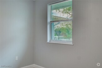 Building Photo - 4516 W Alhambra Cir