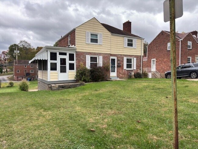Building Photo - Beautiful Home for Rent