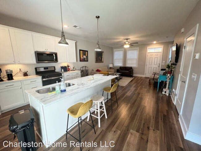 Building Photo - 3 br, 2.5 bath House - 95 Branch Creek Trail