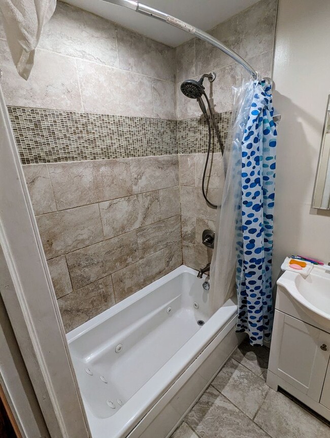 Foto del edificio - Cozy West Philly Home 4br/2.5ba w/ Hardwoo...