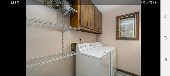Foto del edificio - 517 Driftwood Ave