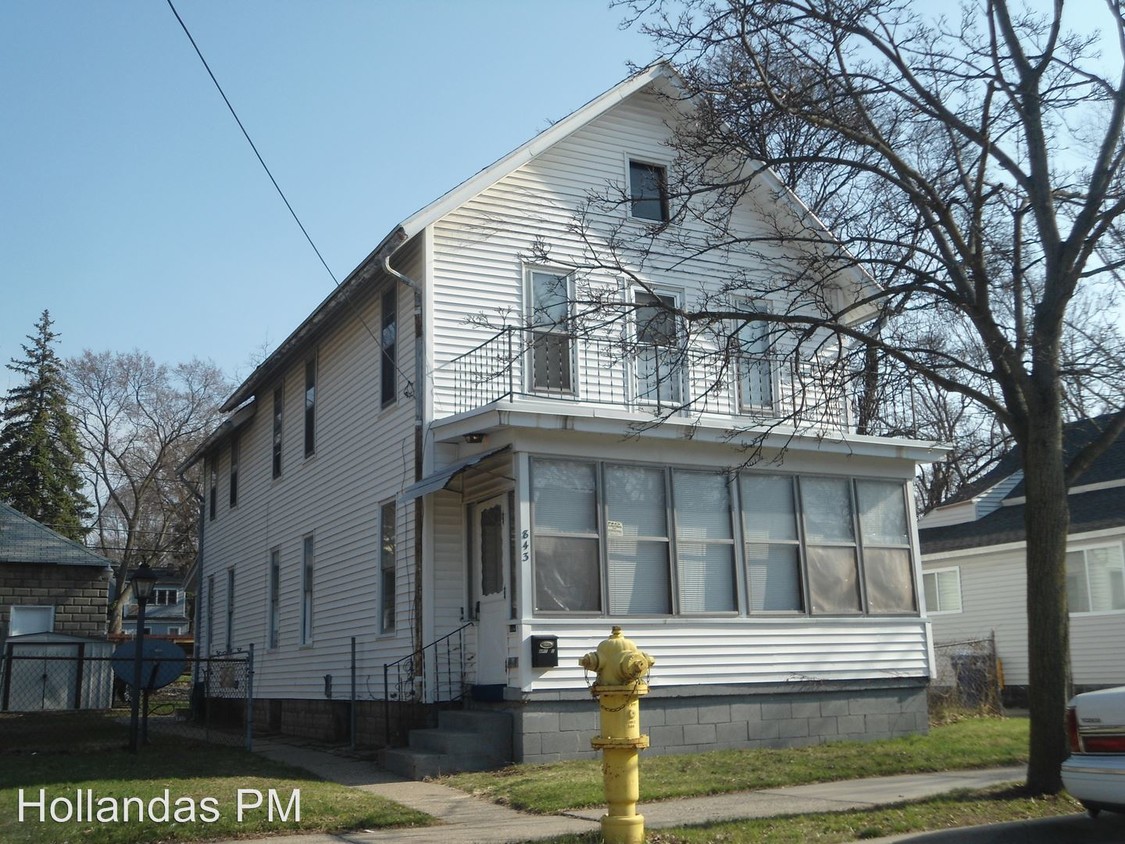 Primary Photo - 843 Baxter St SE