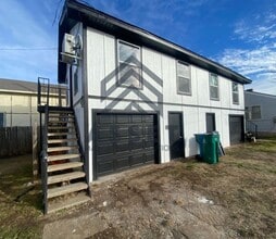 Building Photo - 3616 S Lee Ave