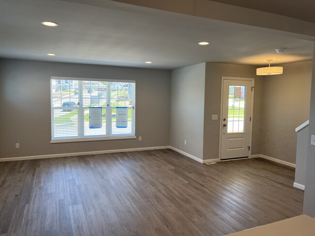 Building Photo - 2024 Tori Frost Dr