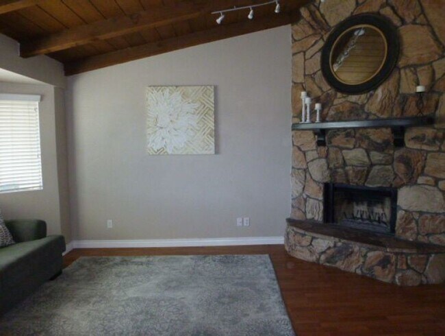 Foto del edificio - 3122 E Decatur St