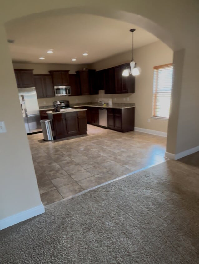 Building Photo - 5951 Palermo Dr