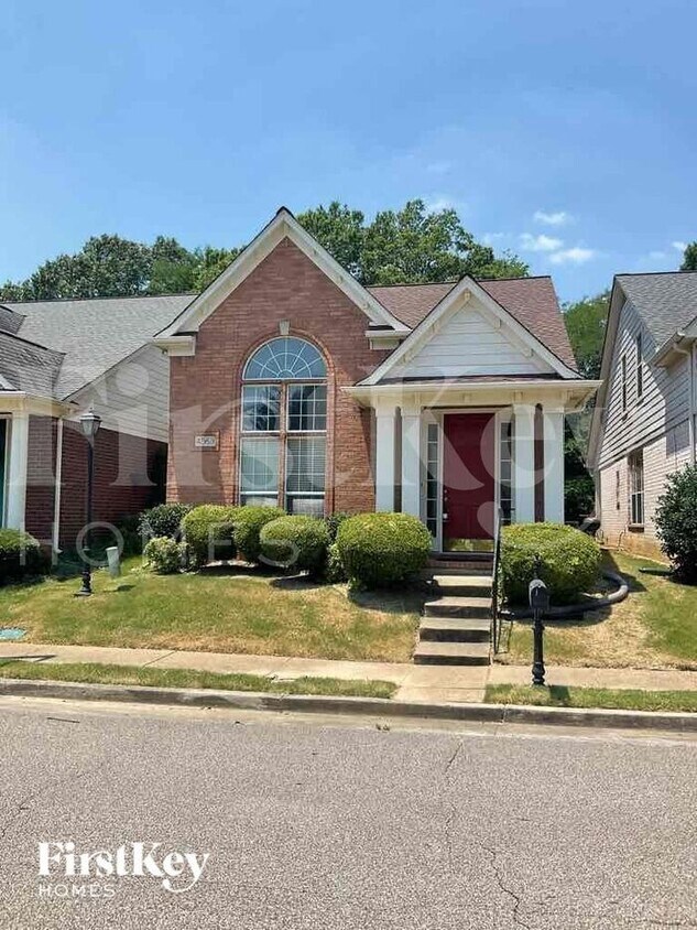 Foto principal - 4563 Park Ridge Pkwy