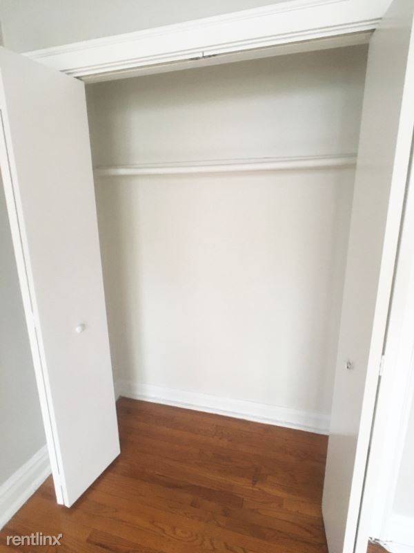 Foto del edificio - 4637 N Lowell Ave