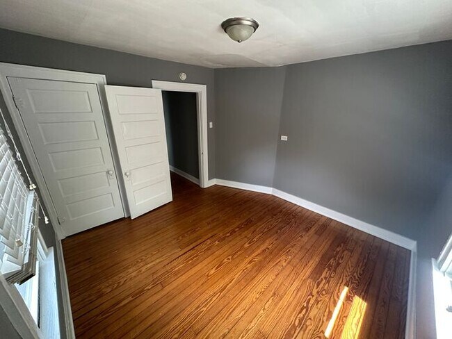 Foto del edificio - Perfect location - beautifully updated 2 bed!