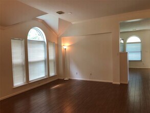 Building Photo - 3103 Indigo Ln