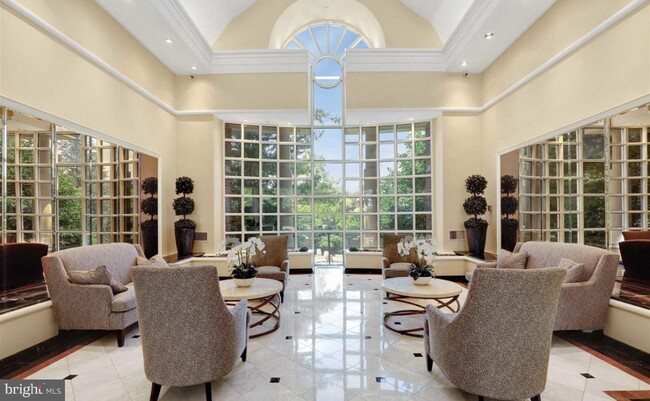 Foto del edificio - 5800 Nicholson Ln