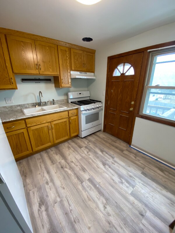 Foto del edificio - 4171 S Clement Ave