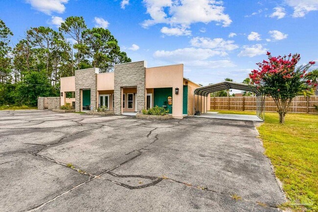 Foto del edificio - 11710 Gulf Beach Hwy