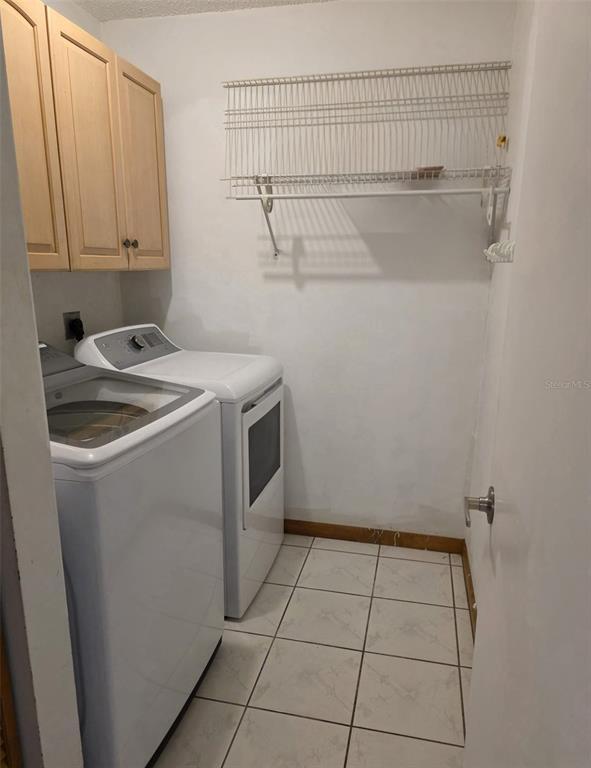 Building Photo - 1761 SW Monterrey Ln