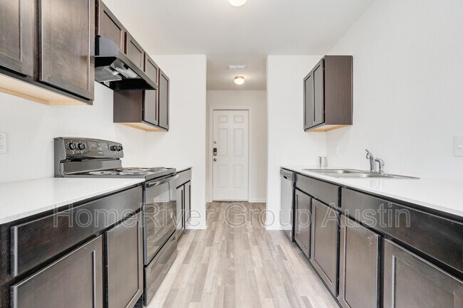 Foto del edificio - 3307 Johnson St