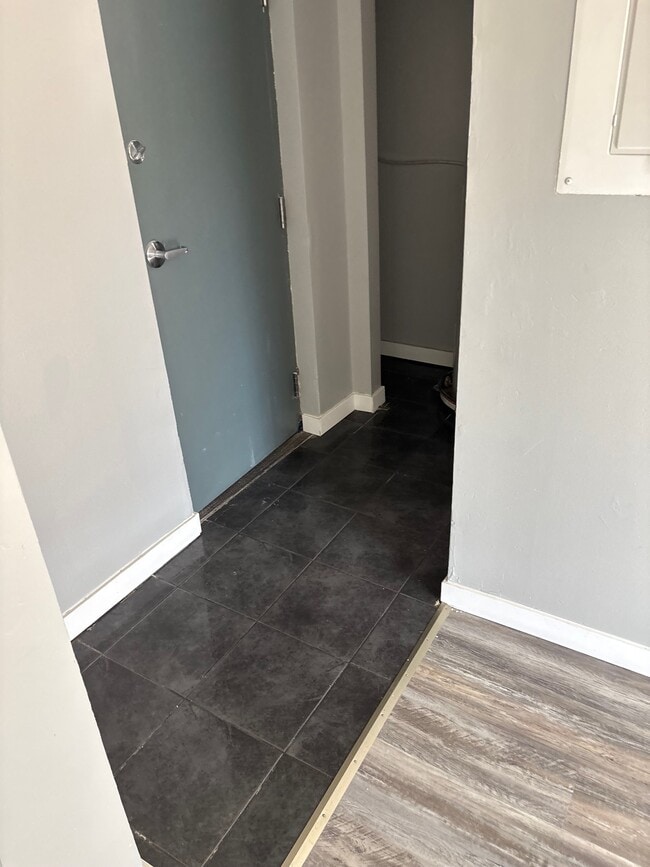 Photo du bâtiment - 250 Furby St