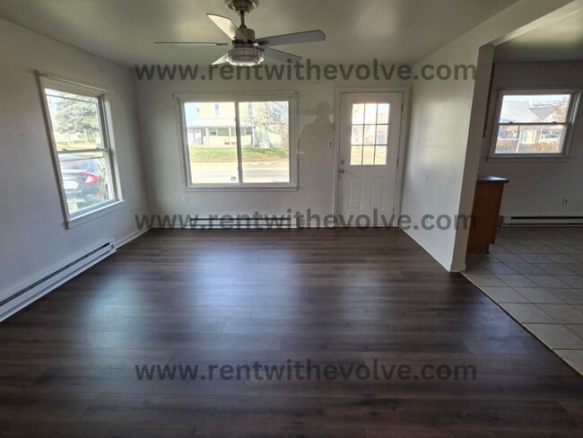 Foto del edificio - 612 E Washington St