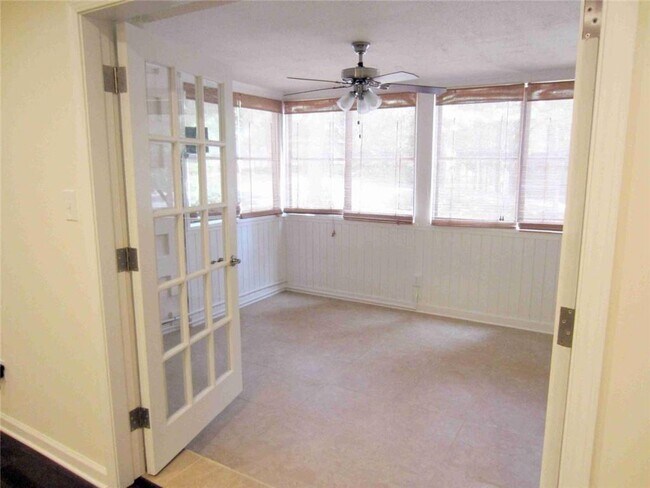 Foto del edificio - 11 Cantey Pl NW