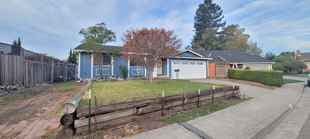 1703 Pauline Way, Petaluma, CA 94954 House Rental in Petaluma, CA