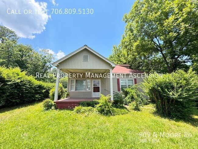 Foto del edificio - 909 N Moore Rd