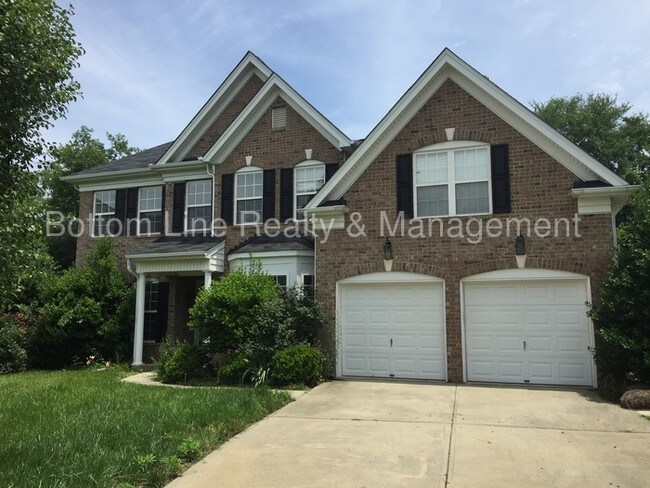 Building Photo - 7801 Pinecroft Ct