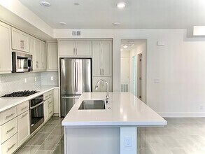 Building Photo - 5587 Barrel Ave