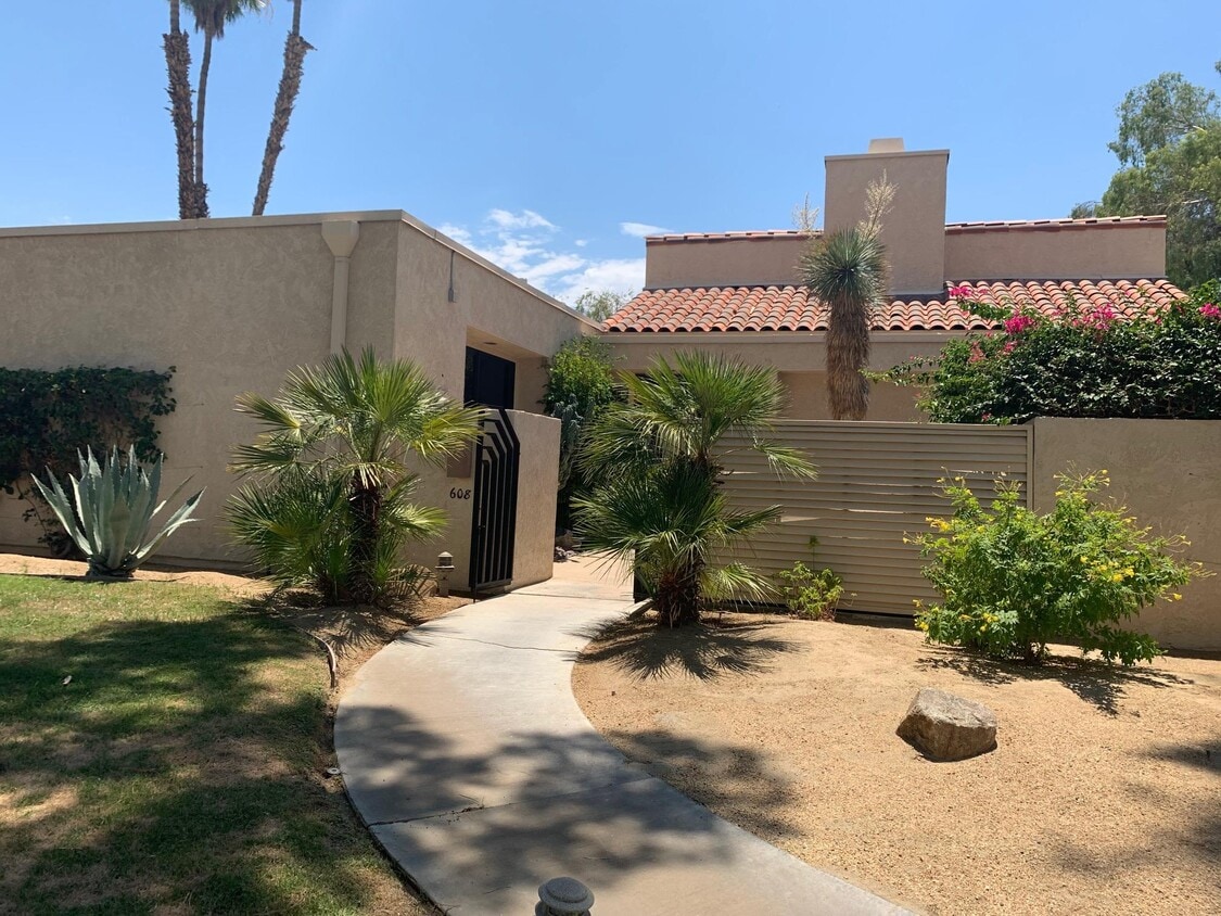 608 Desert W Dr, Rancho Mirage, CA 92270 Condo for Rent in Rancho
