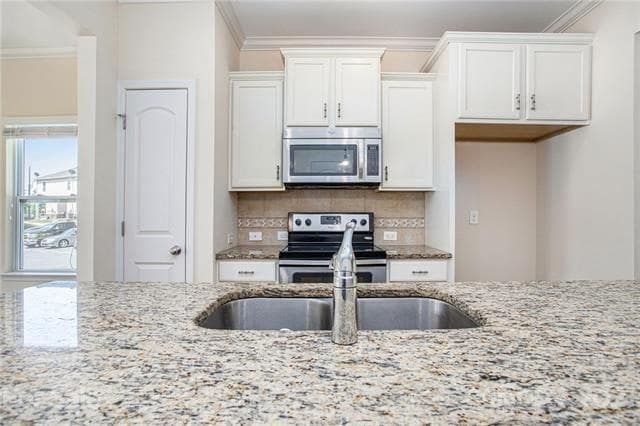 Foto del edificio - 4276 Sutwick Dr