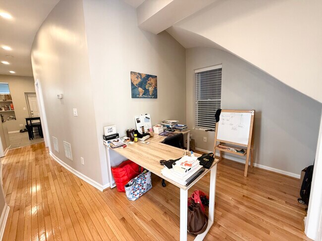 Foto del edificio - 1905 W Huron St