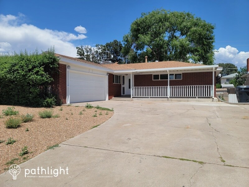 Foto principal - 2908 Espanola Street NE