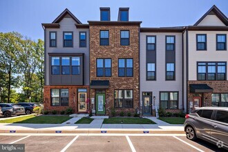 Building Photo - 7903 Chatuga Wy