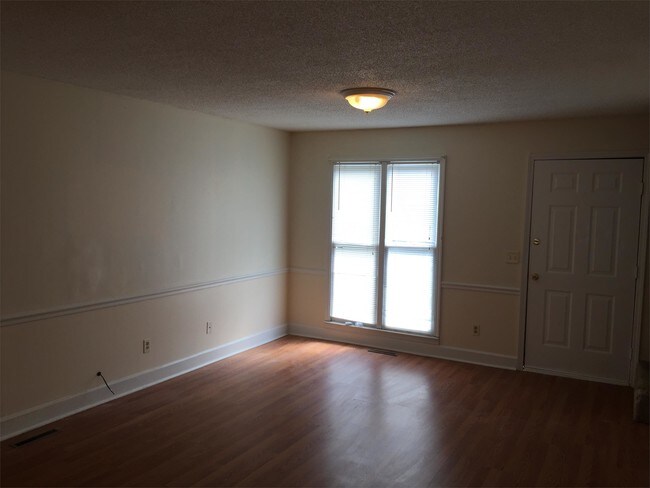Foto del edificio - 217 Camp Sunrise Rd NW