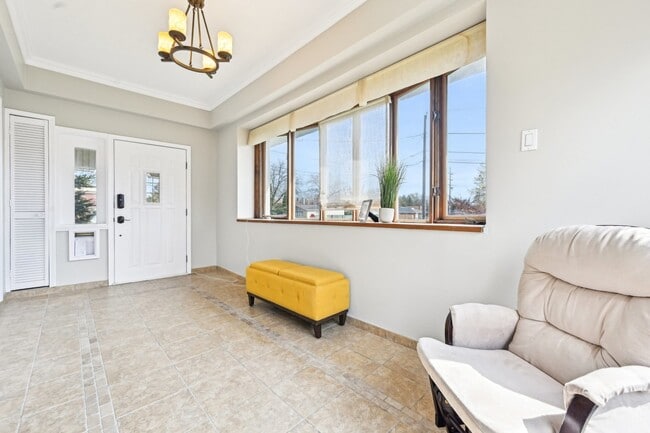 Foto del edificio - 1420 Oakton St