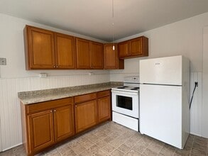 Building Photo - 48 Gridley St