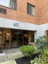 Building Photo - 60 Pleasant St