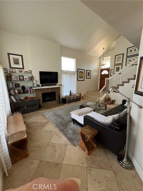 Building Photo - 22175 Summit Hill Dr