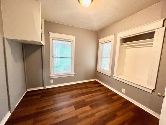 Foto del edificio - 4529 S Benton Ave