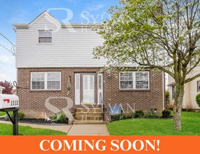 Building Photo - 1112 Elmira St