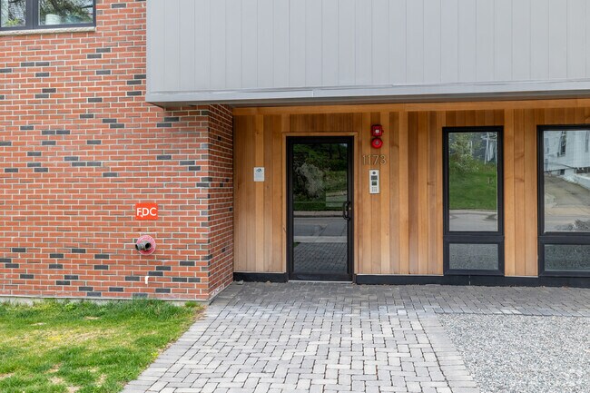 Entrance - 1173 Adams St